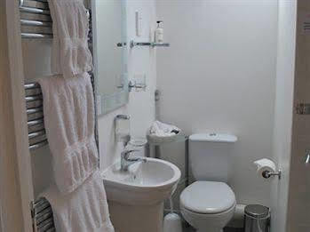 Couette-café Oak 4*